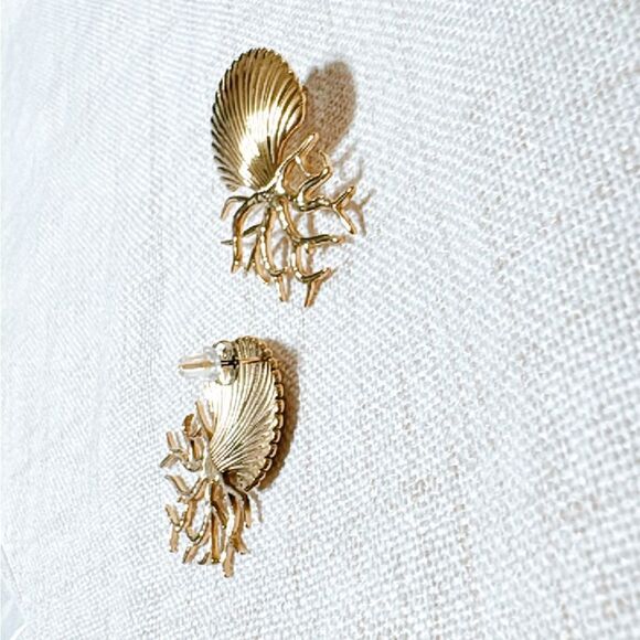 seashell earrings N524 - Picture 3 of 4